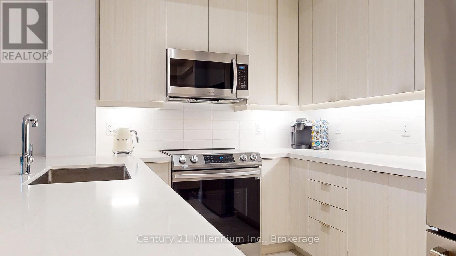 410 - 1 HUME STREET — photo 31