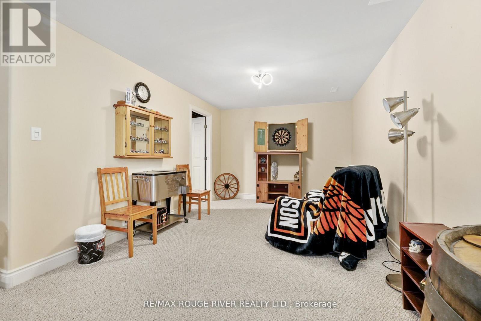 14 ALGONQUIN AVENUE - 34