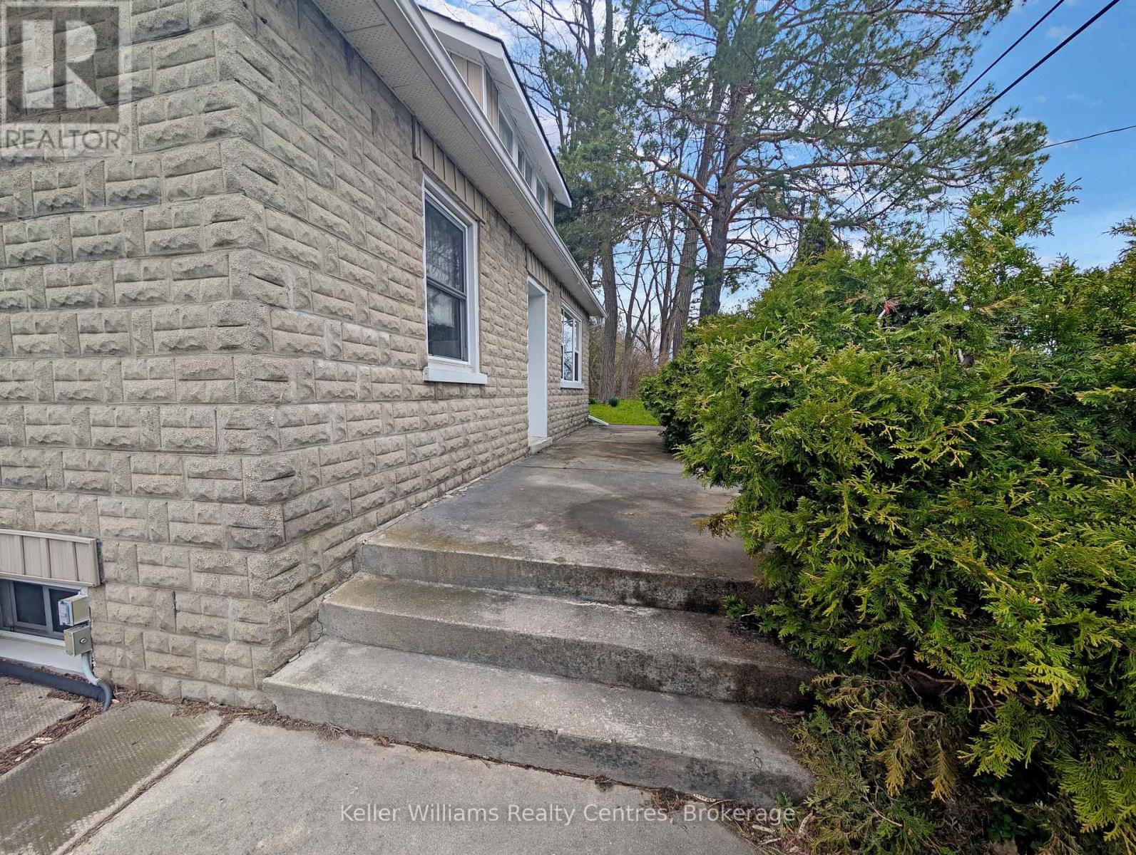 313238 HIGHWAY 6 HIGHWAY - 6