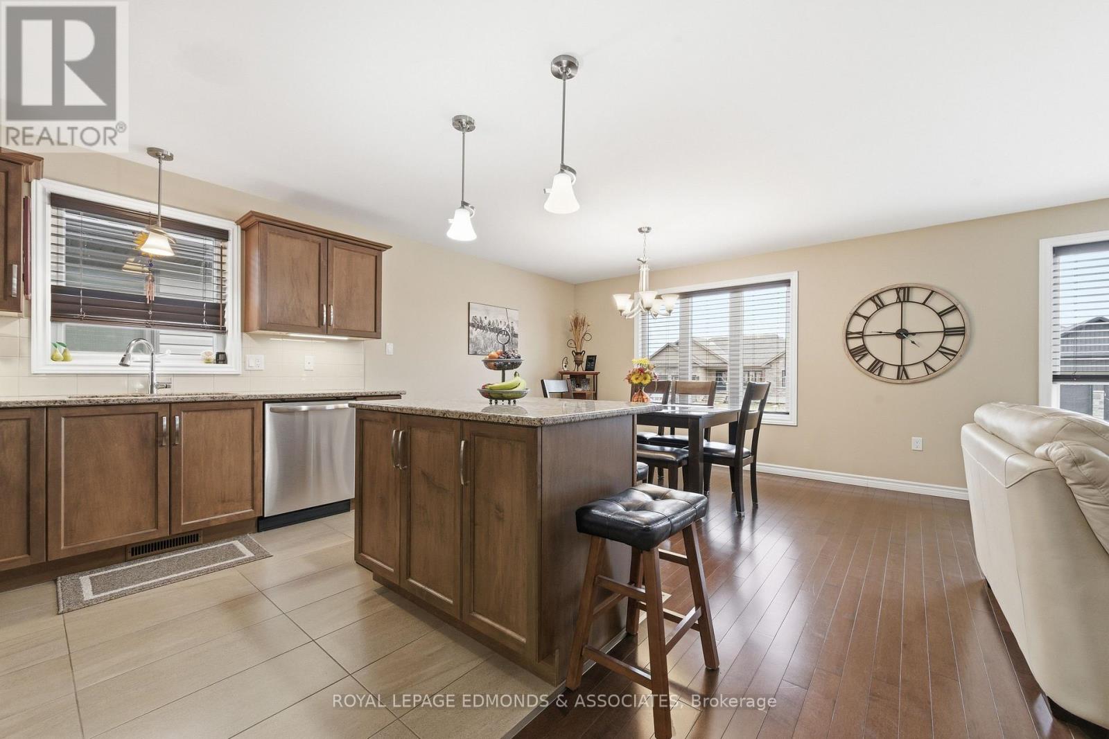 5 NILE STREET, Petawawa, Ontario, K8H2W8 — Photo 19