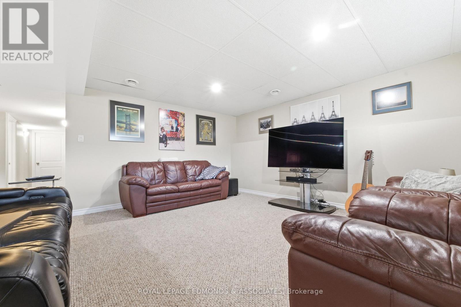 5 NILE STREET, Petawawa, Ontario, K8H2W8 — Photo 35