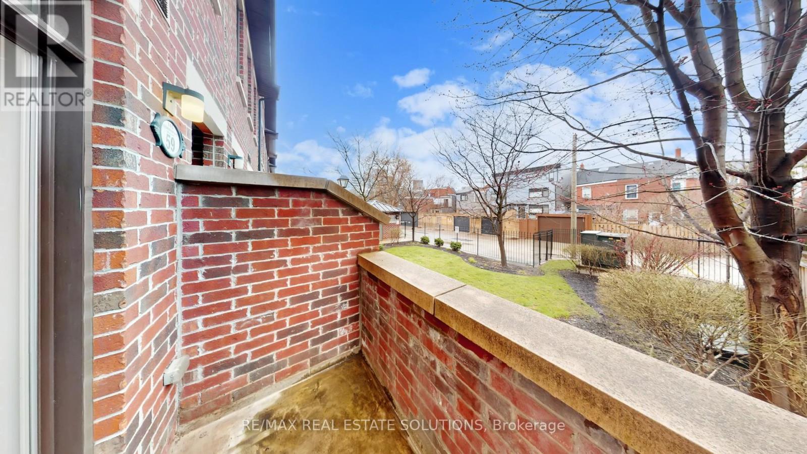 #59 140 BROADVIEW AVENUE - 18