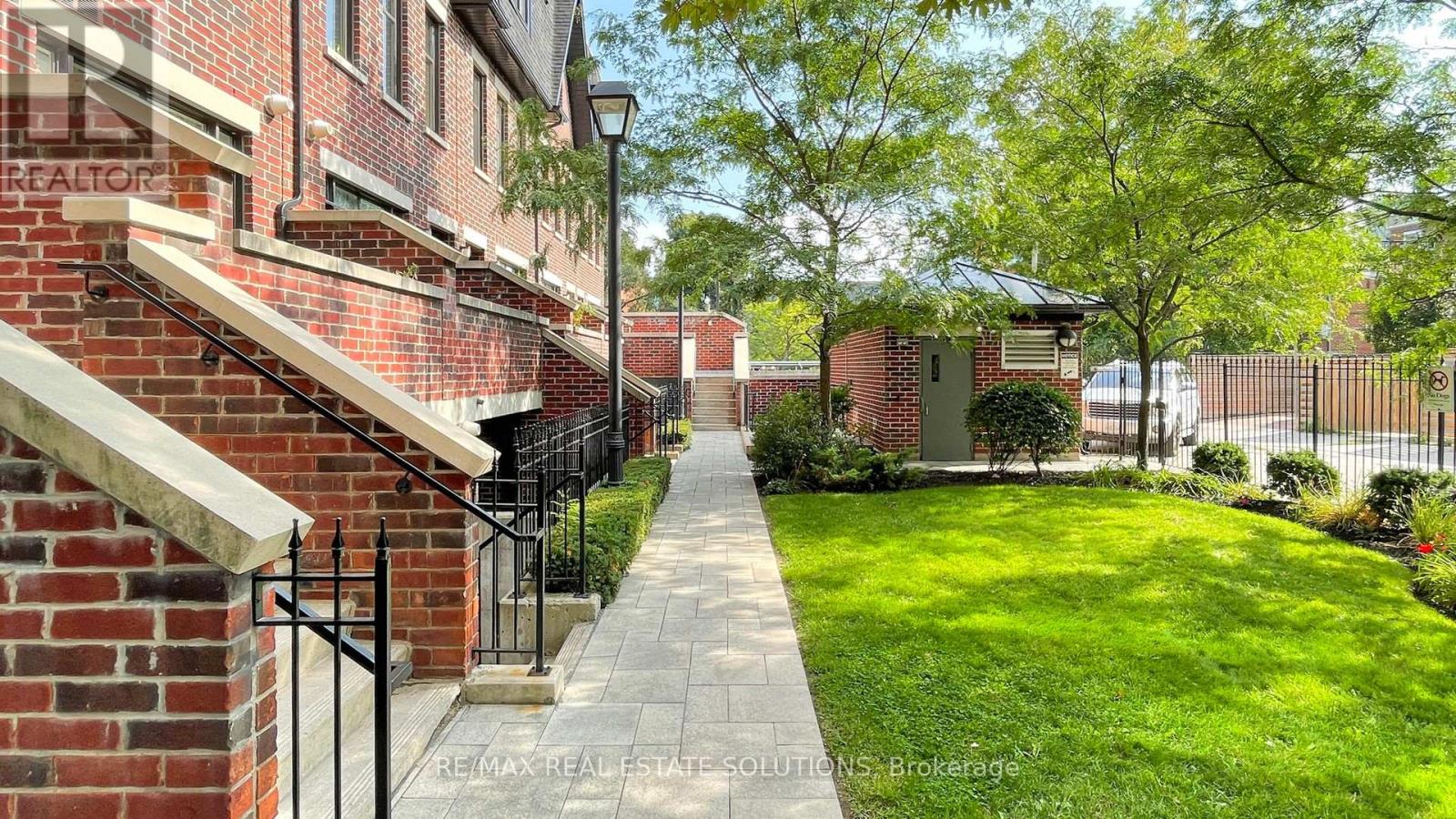 #59 140 BROADVIEW AVENUE - 20