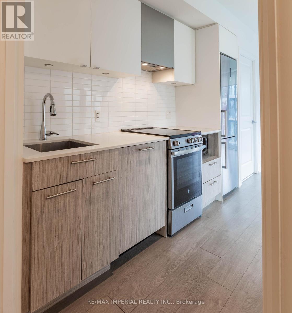 #708 251 JARVIS STREET - 11