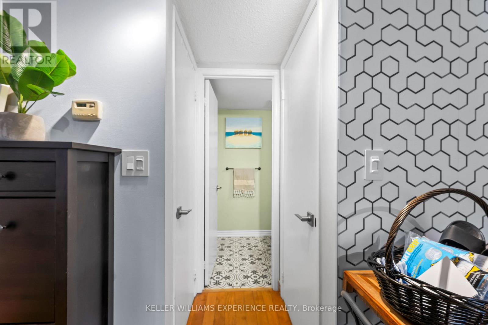 #406 75 WELDRICK ROAD E - 12
