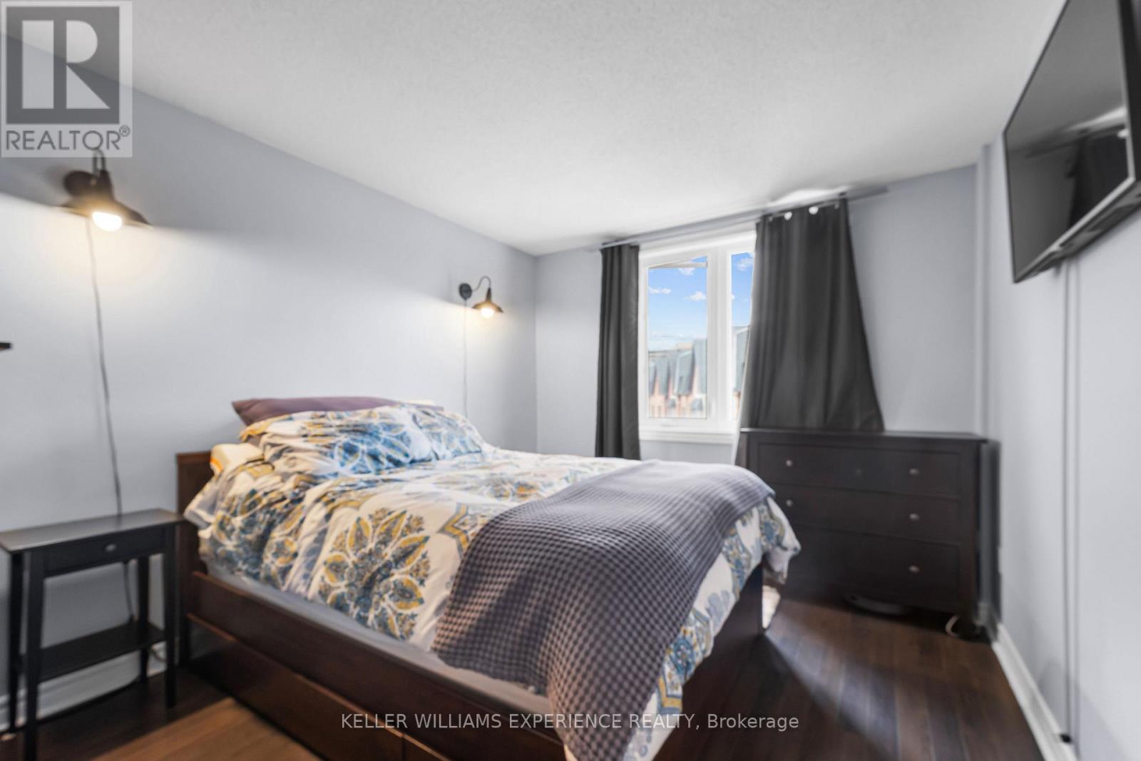 #406 75 WELDRICK ROAD E - 18