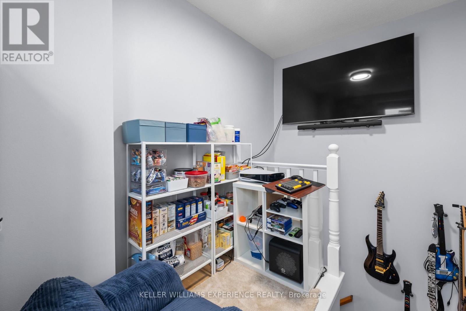 #406 75 WELDRICK ROAD E - 24