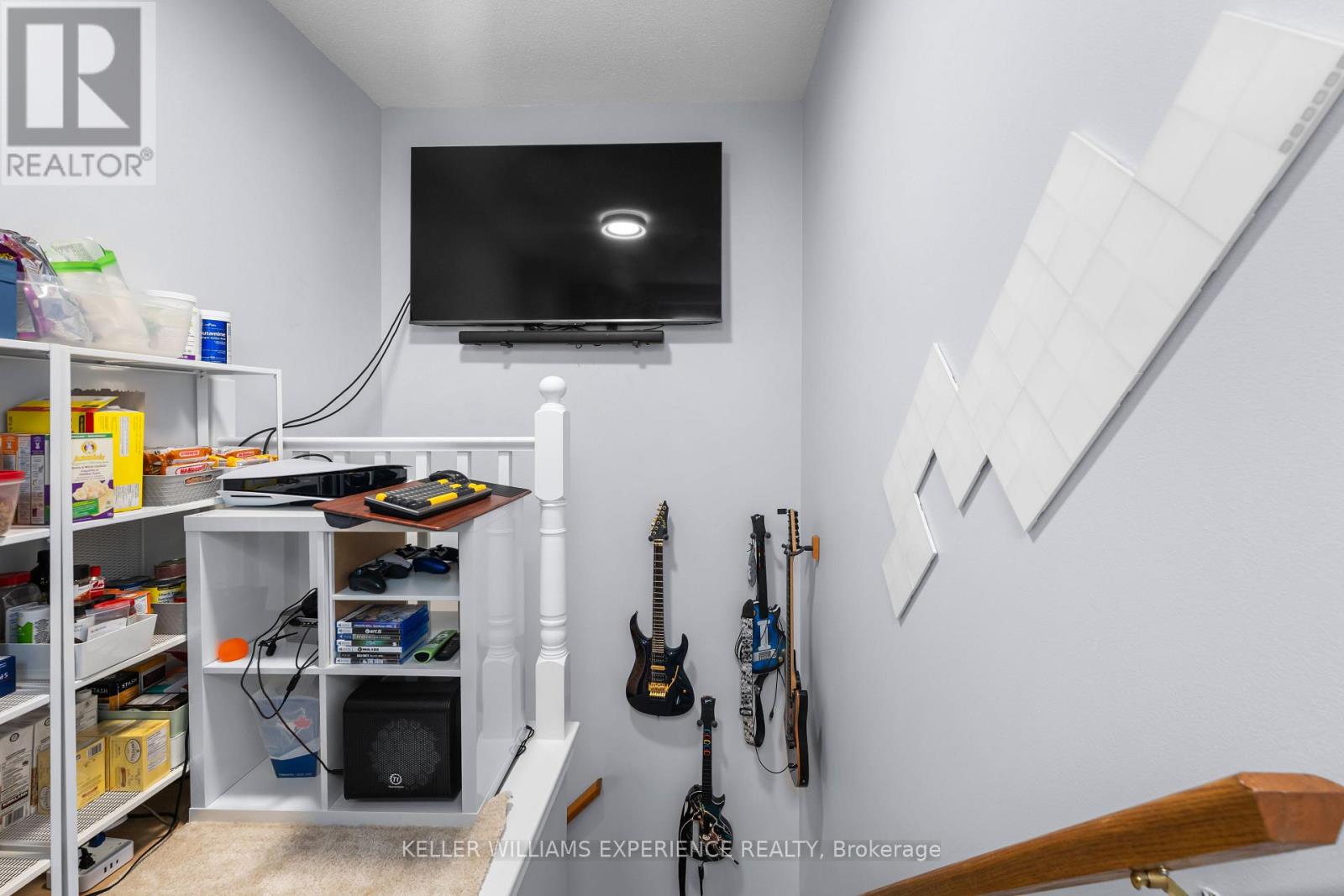 #406 75 WELDRICK ROAD E - 25