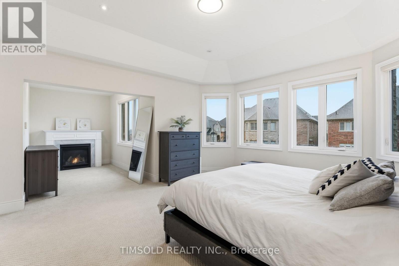 281 ANGUS GLEN BOULEVARD - 28