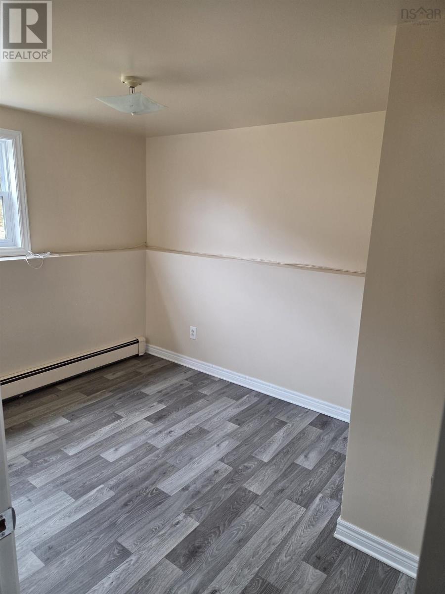 Property 8 of 19 of 7900 upper grand mira Road