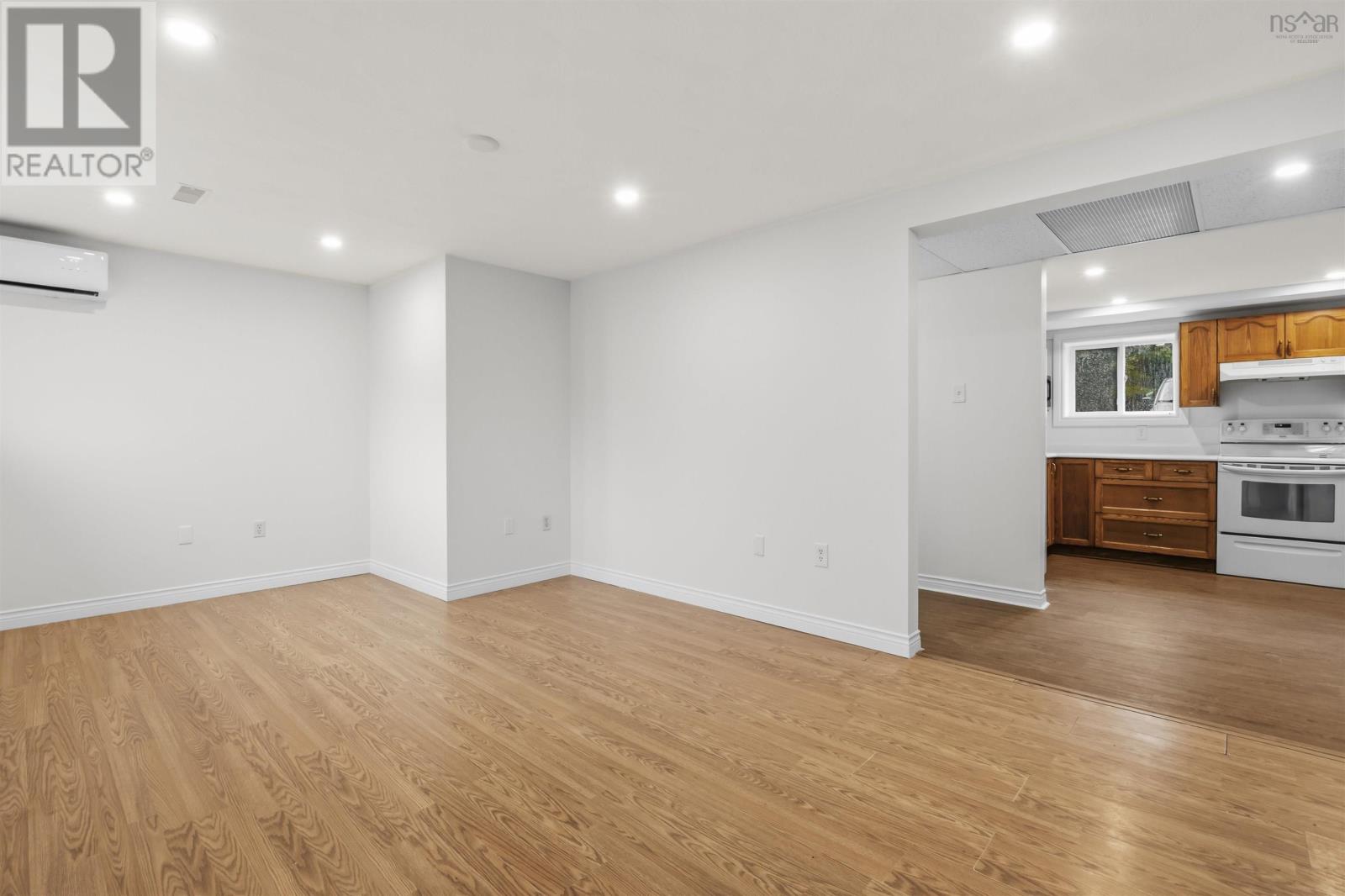 Property 21 of 45 of 869 West Pennant Road