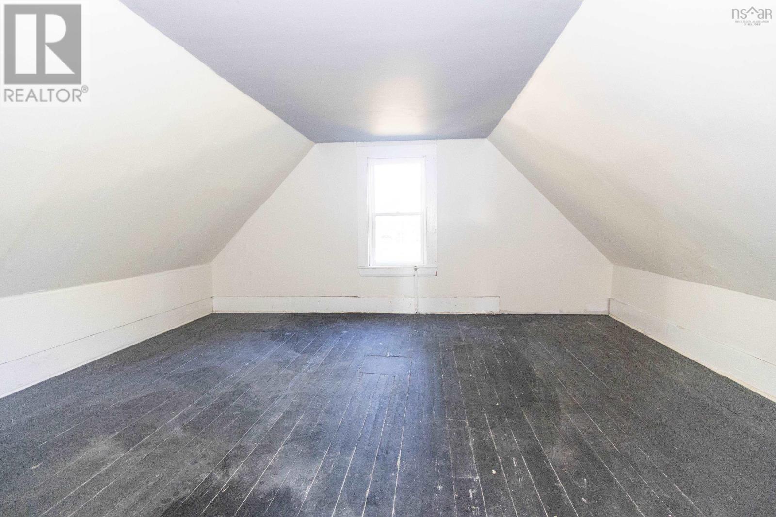 Property 28 of 28 of 22-24 Croft Street