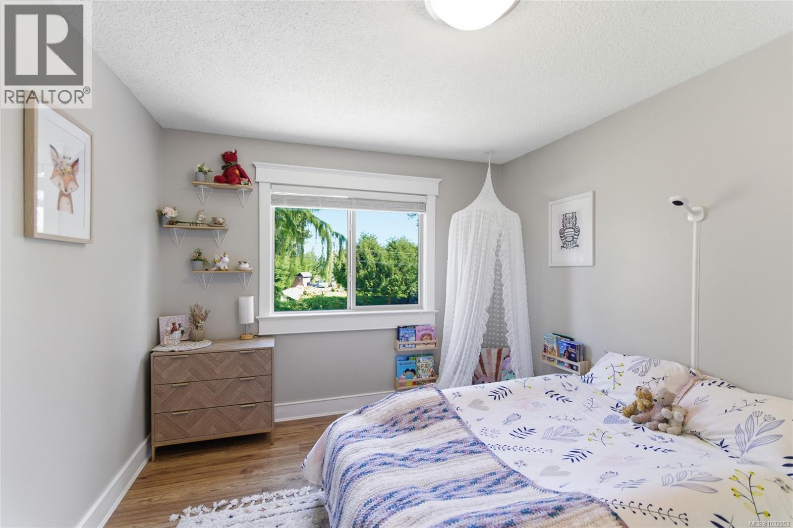 1905 SEA LION CRES - 11