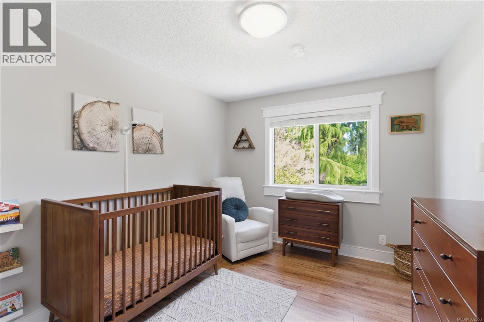 1905 SEA LION CRES - 12