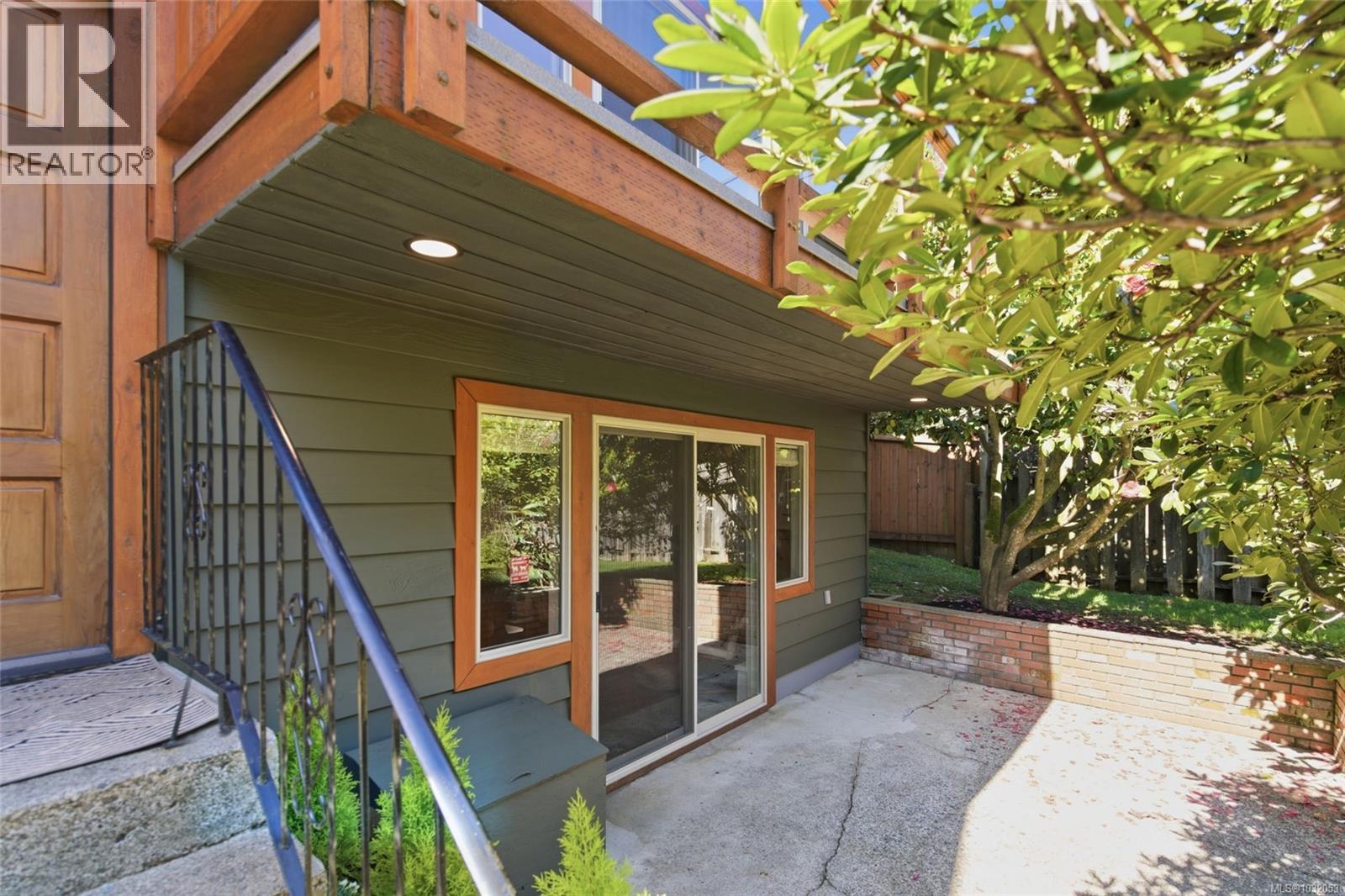 1905 SEA LION CRES - 17