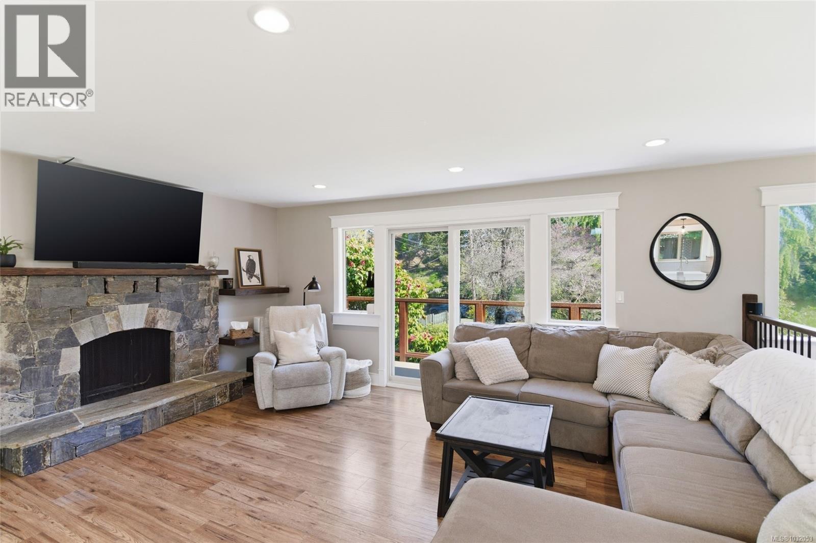 1905 SEA LION CRES - 5