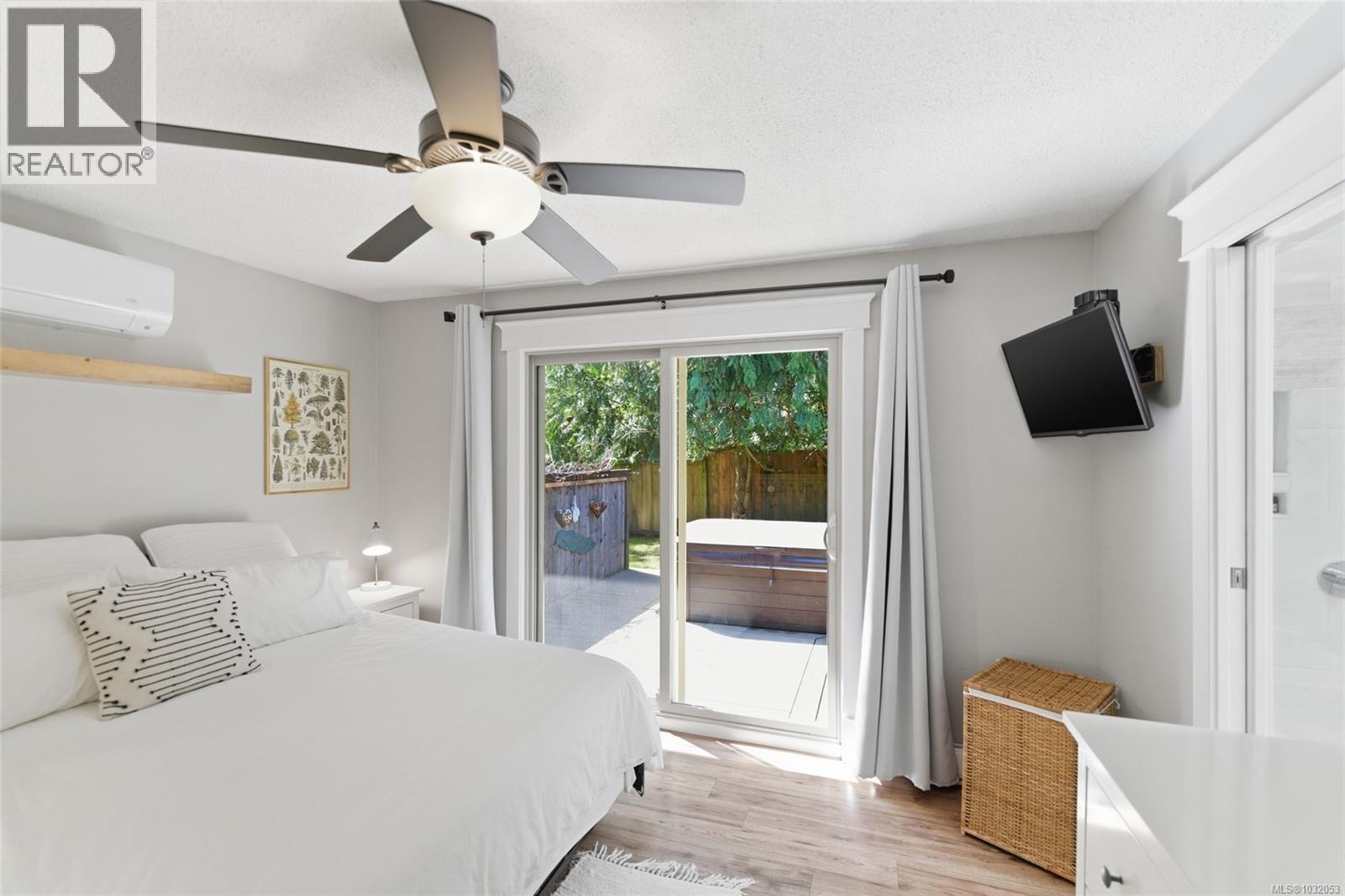 1905 SEA LION CRES - 8