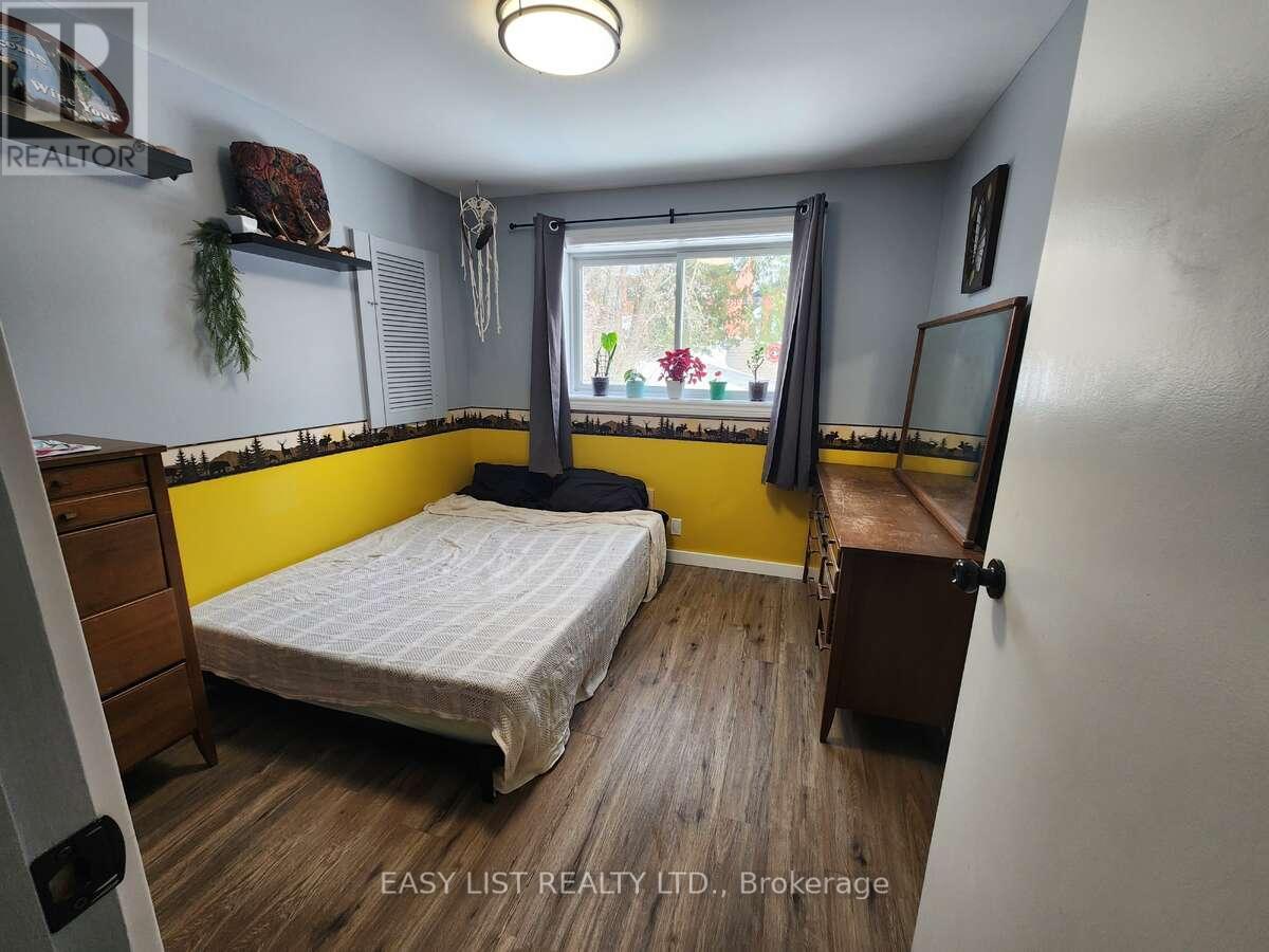 516 BAY STREET — photo 21