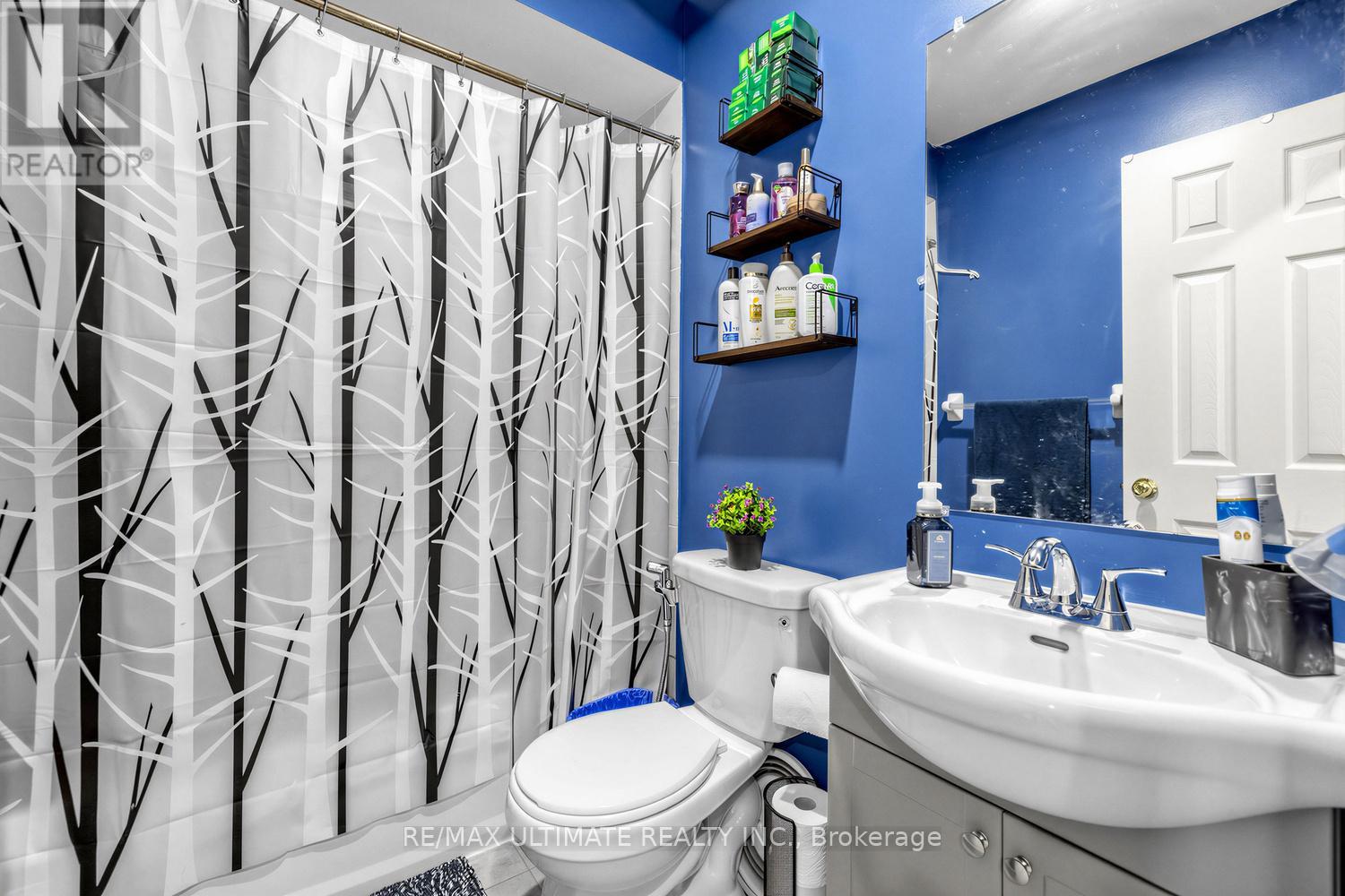 255 TORBARRIE ROAD E - 13