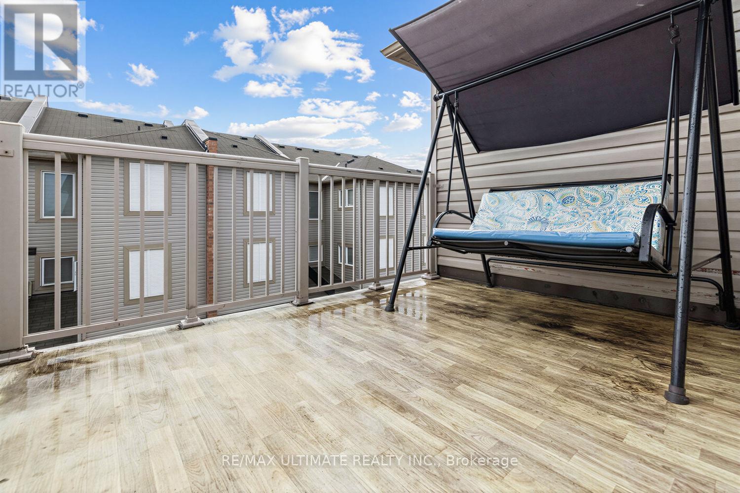 255 TORBARRIE ROAD E - 32