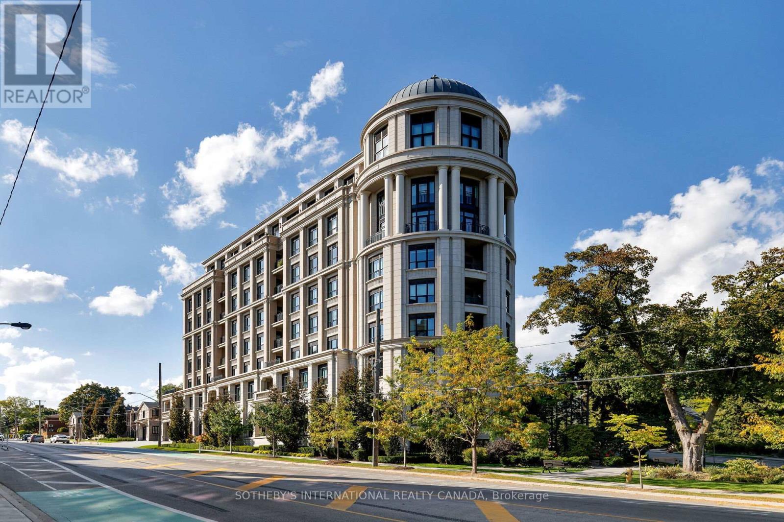 Listing photo of TH 2 - 4 THE KINGSWAY