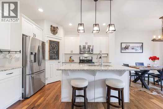 204 Paint Horse Drive, Cochrane