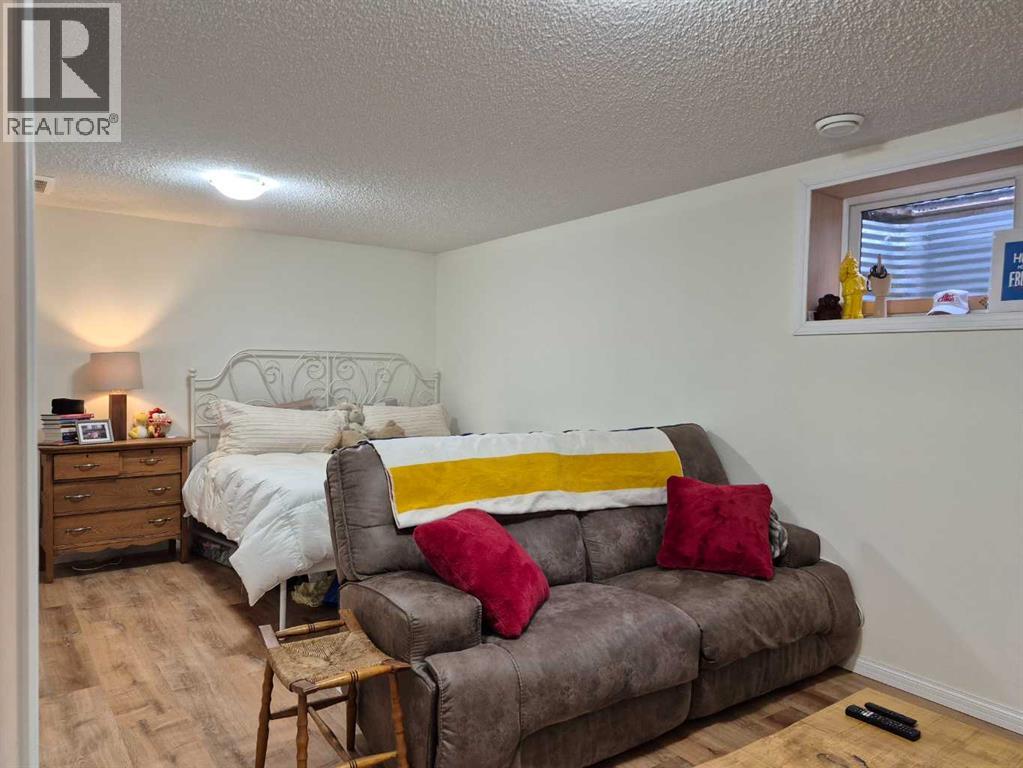 204 Paint Horse Drive, Cochrane