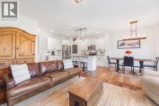 204 Paint Horse Drive, Cochrane