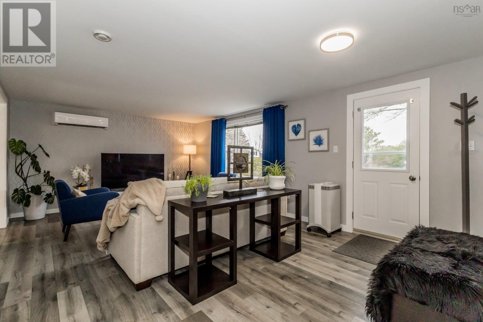 Property 19 of 49 of 16 Hillcrest Avenue