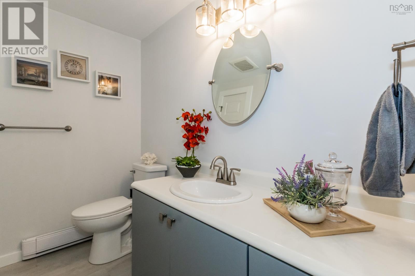 Property 24 of 49 of 16 Hillcrest Avenue