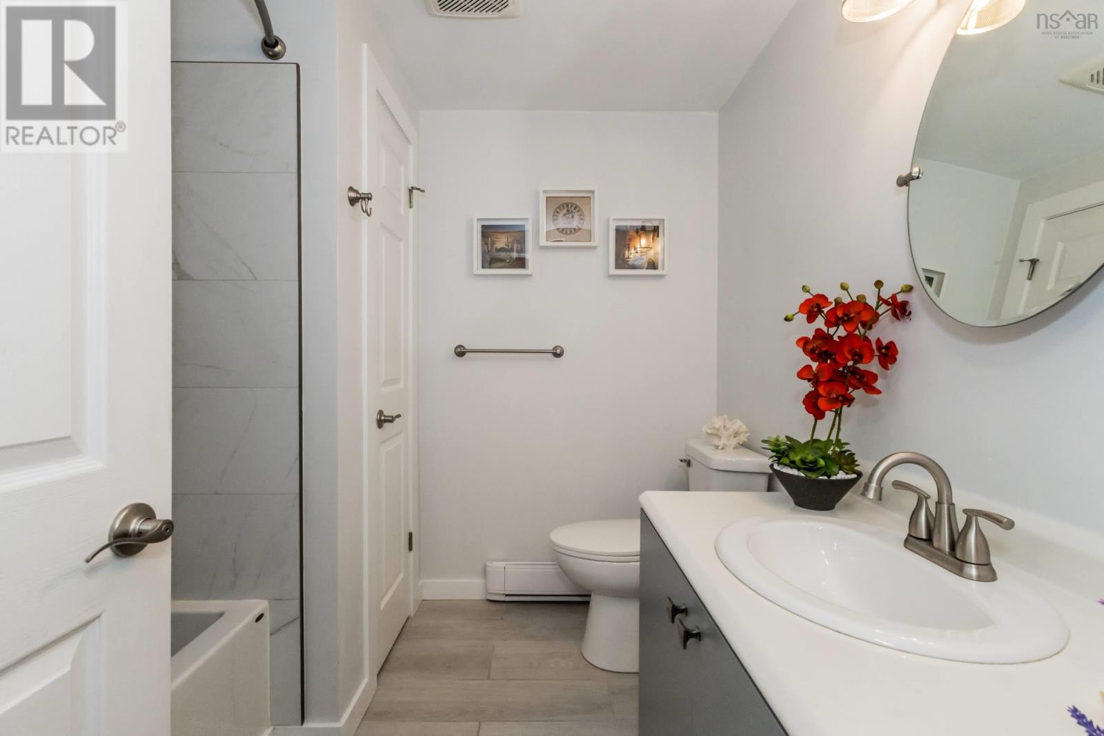 Property 25 of 49 of 16 Hillcrest Avenue