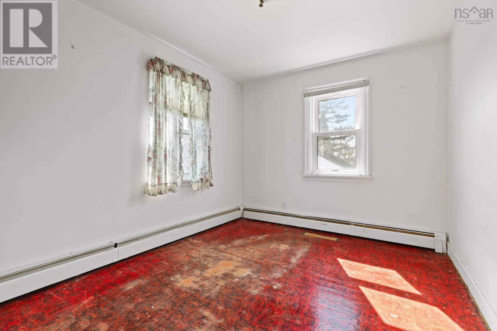 Property 6 of 16 of 3794 High Street