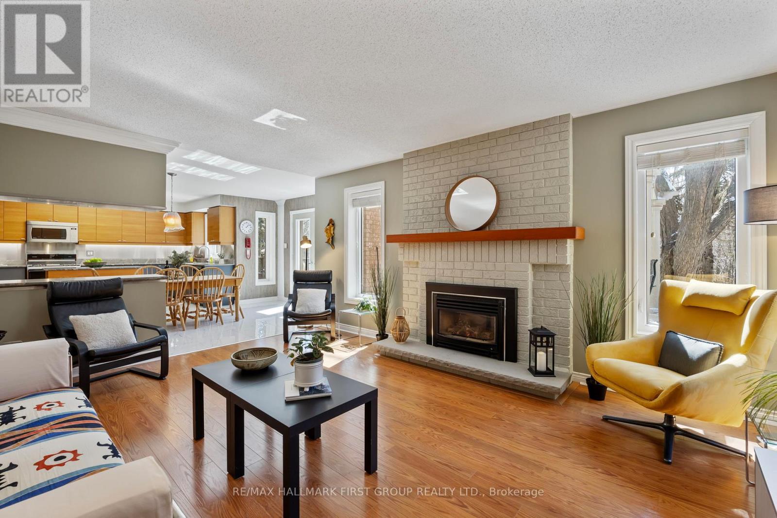 39 KENNETT DRIVE - 22