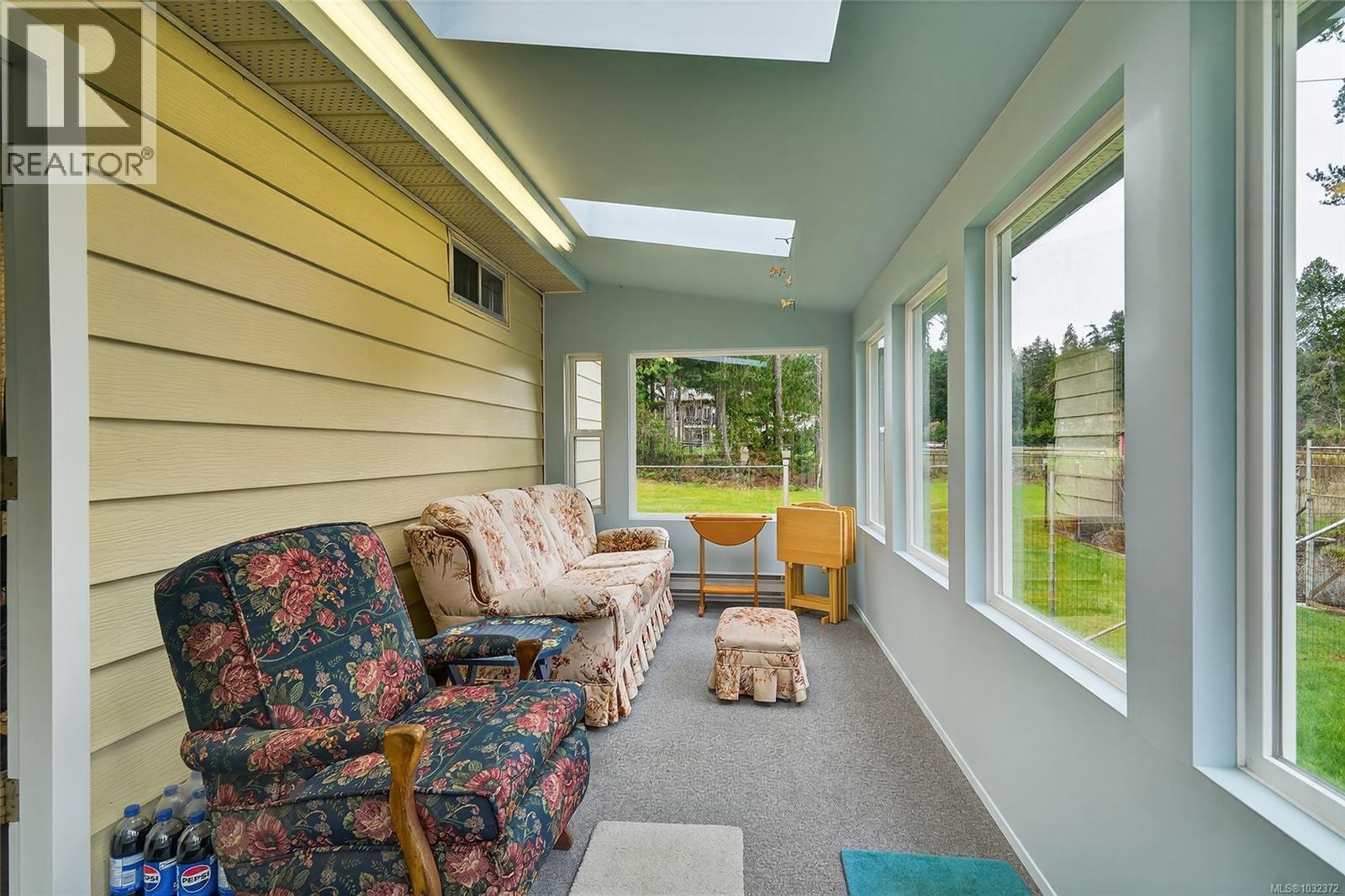 305 ALLSBROOK RD - 29