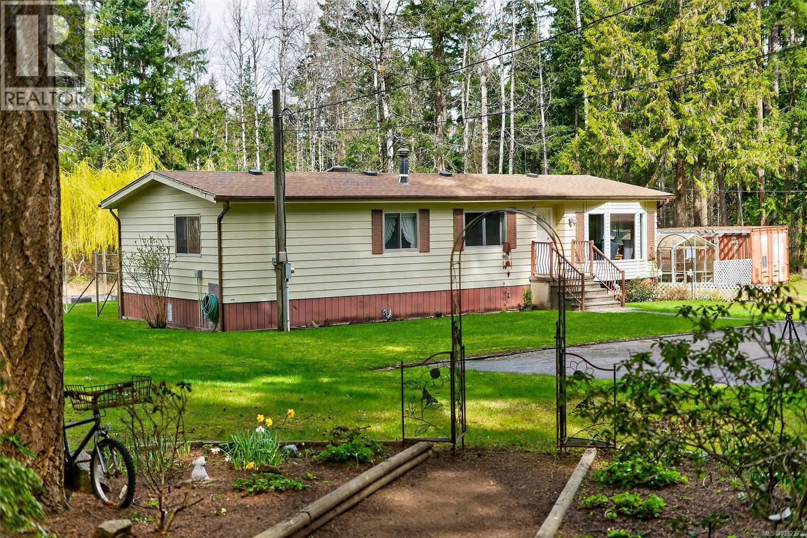 305 ALLSBROOK RD - 39