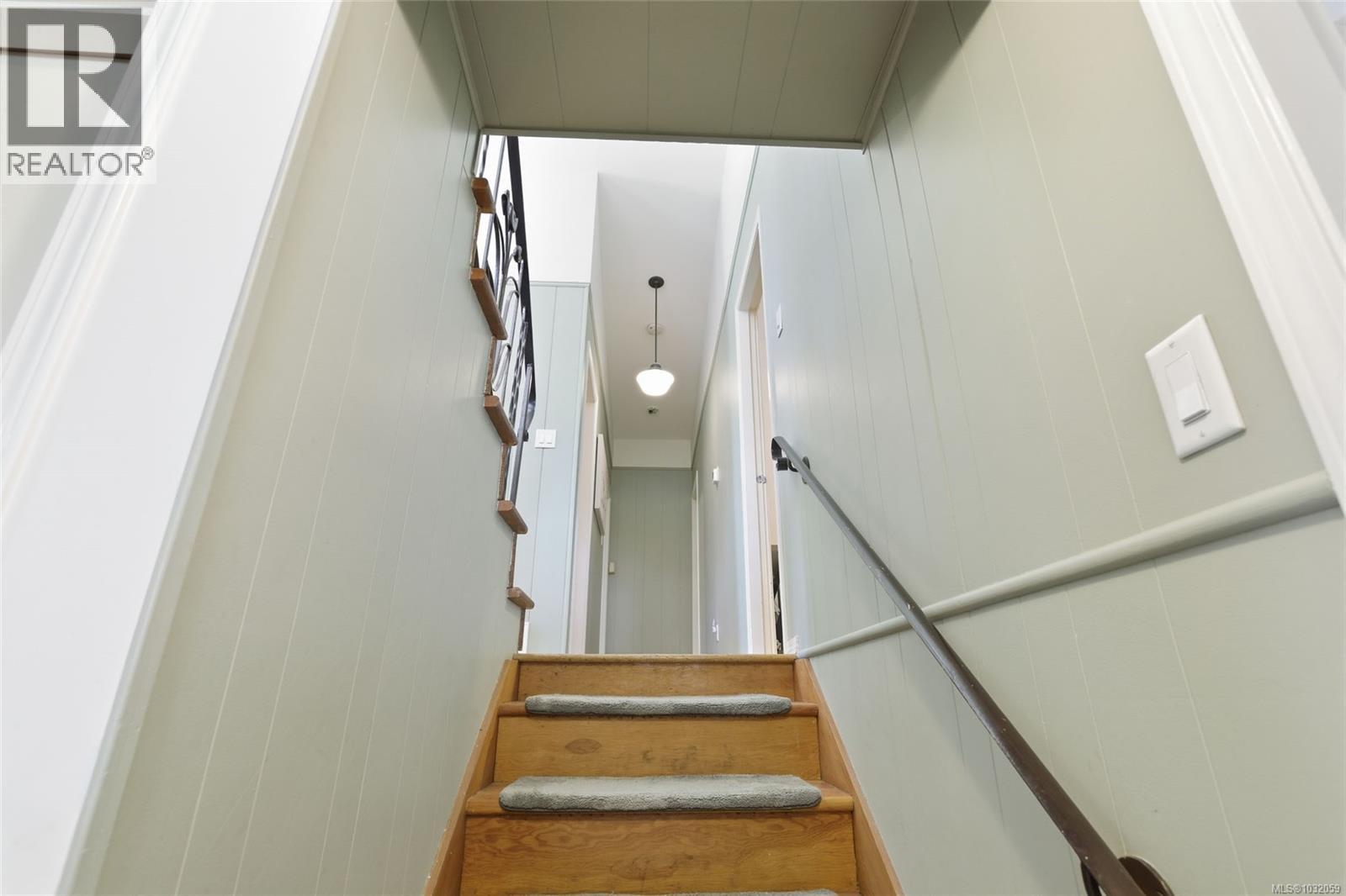 1805 DEERBORNE PL - 36