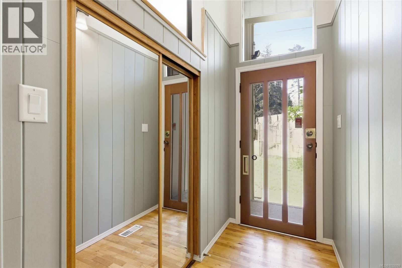 1805 DEERBORNE PL - 43