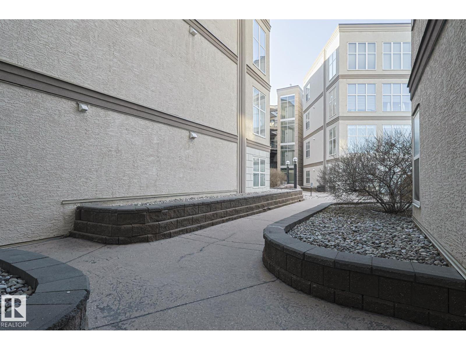 #100 4835 104A ST NW NW - 4