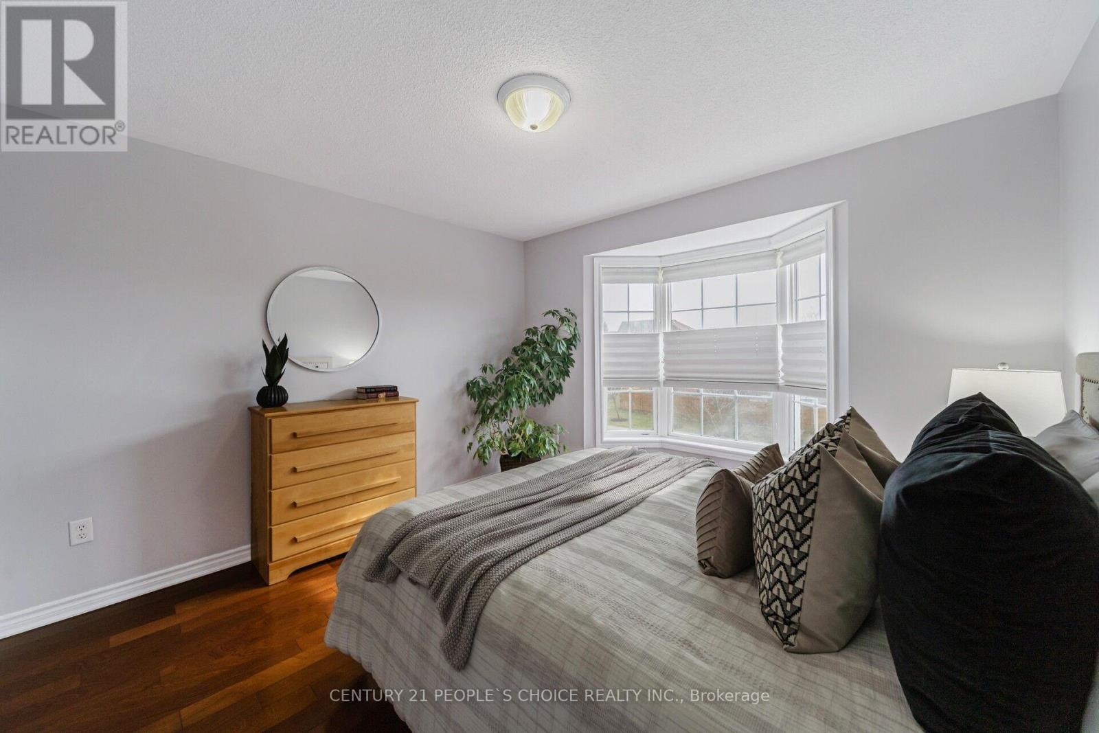 7107 APPLETREE LANE - 37