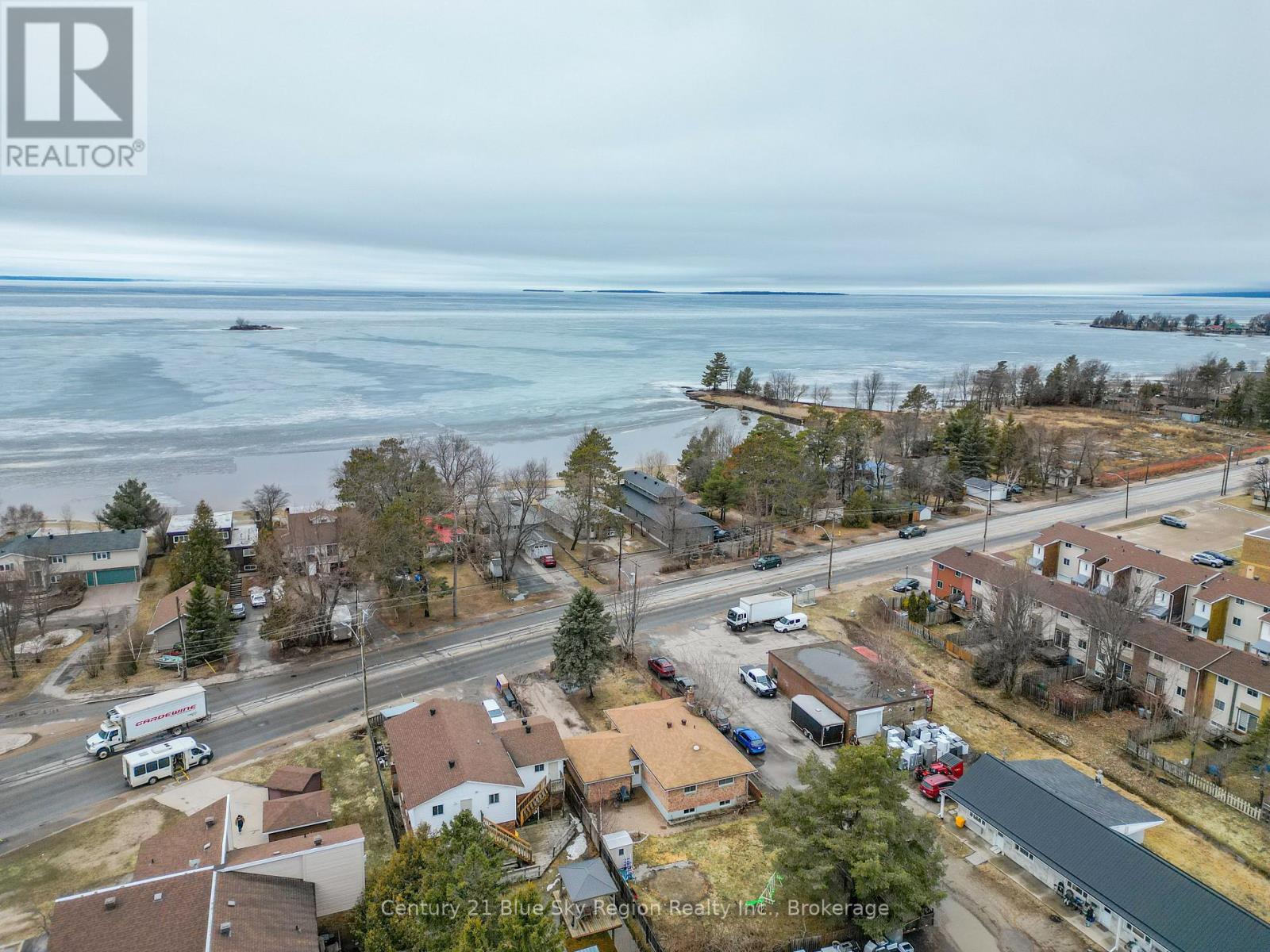 862 LAKESHORE DRIVE — photo 37