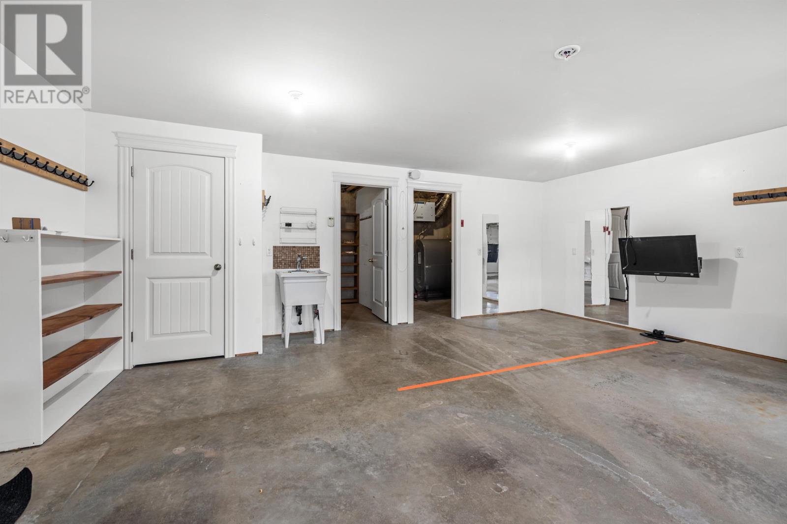 15 Lily Court - 32
