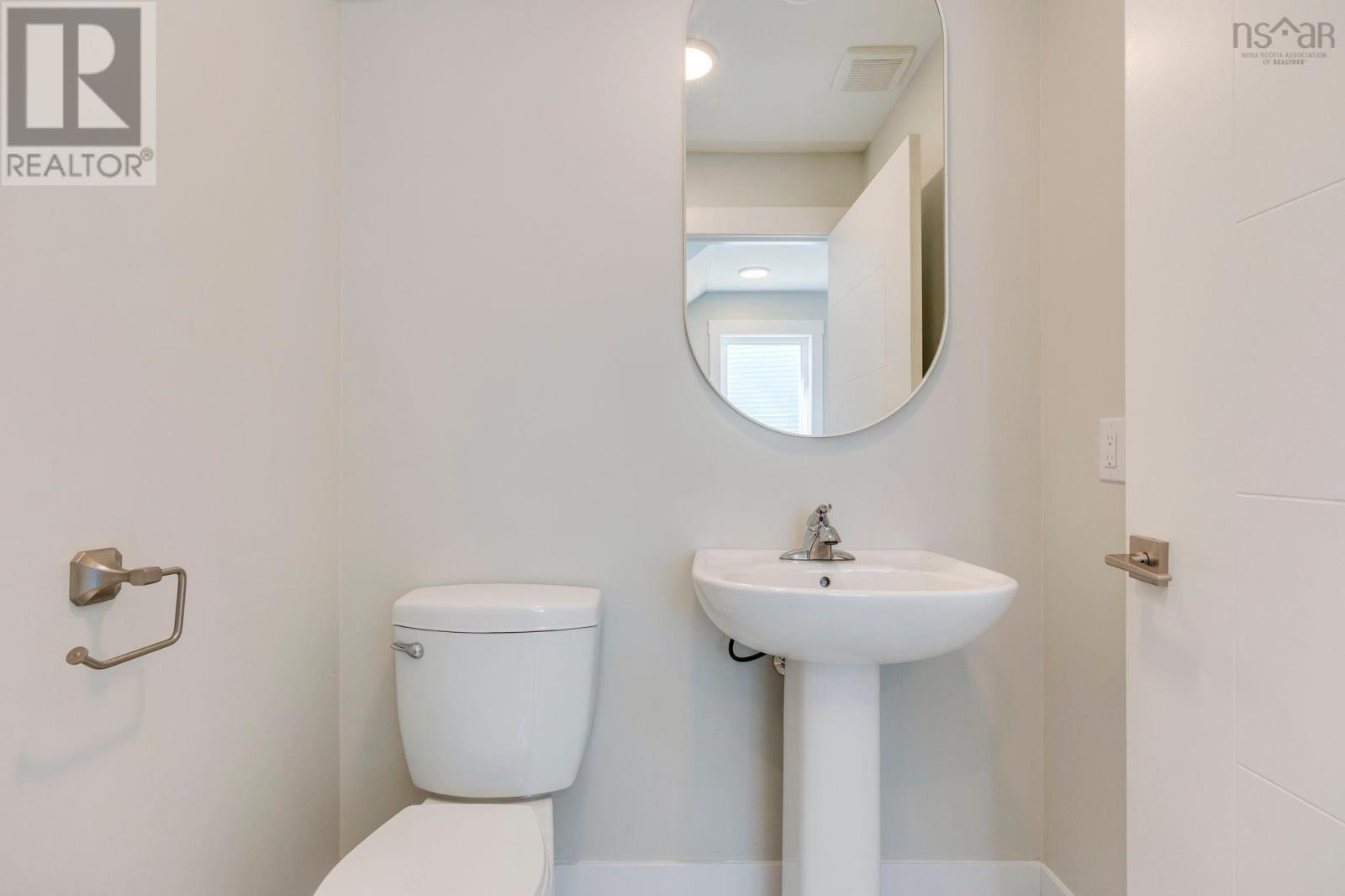 Property 31 of 50 of 34 Grosse Street