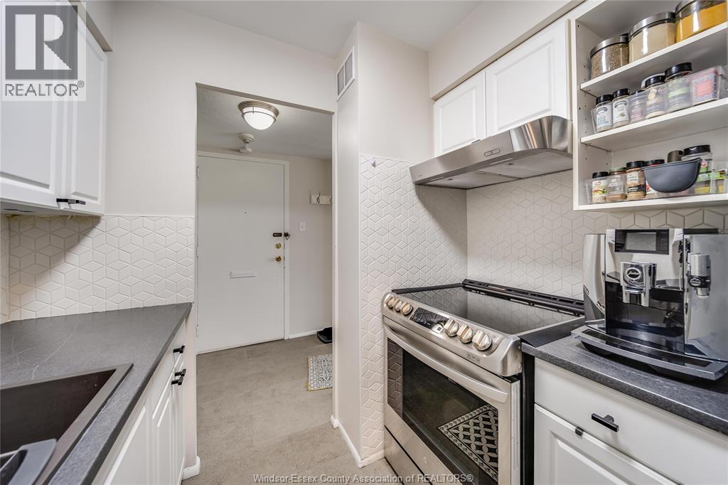 #312 111 RIVERSIDE DRIVE - 17