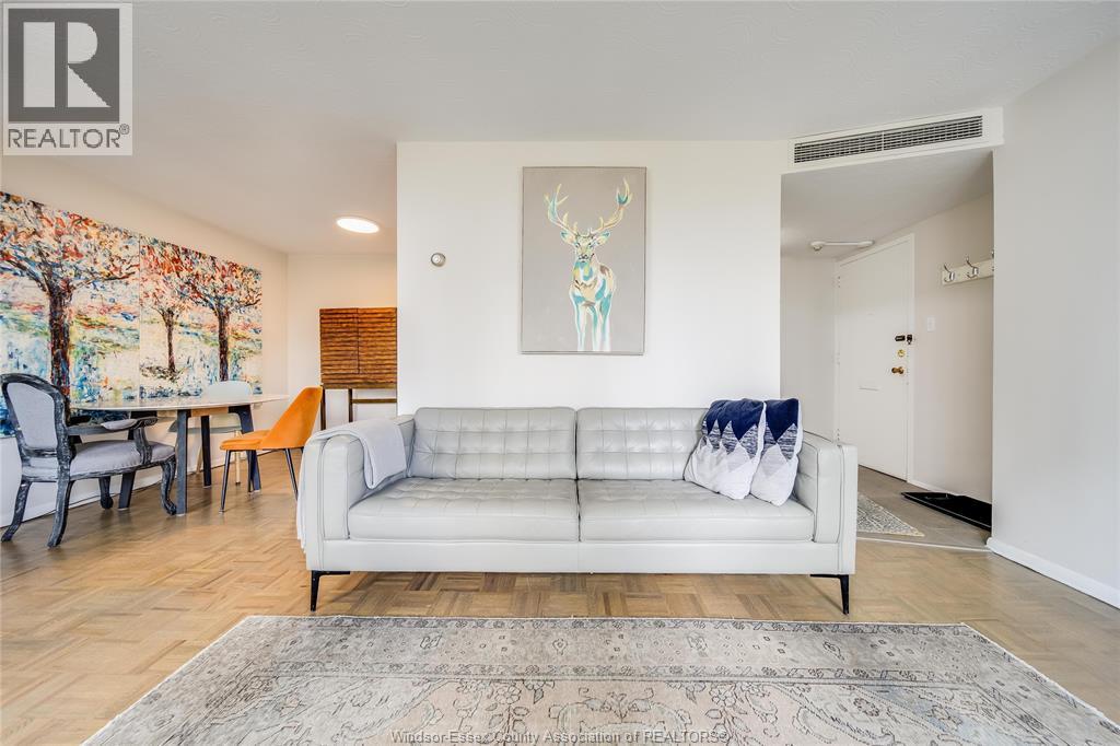#312 111 RIVERSIDE DRIVE - 9