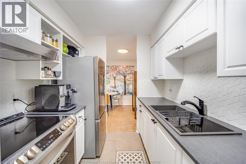 #312 111 RIVERSIDE DRIVE - 18