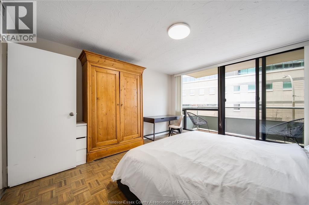 #312 111 RIVERSIDE DRIVE - 22