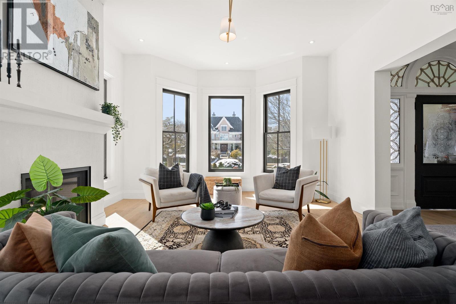 Property 27 of 50 of 785 Young Avenue