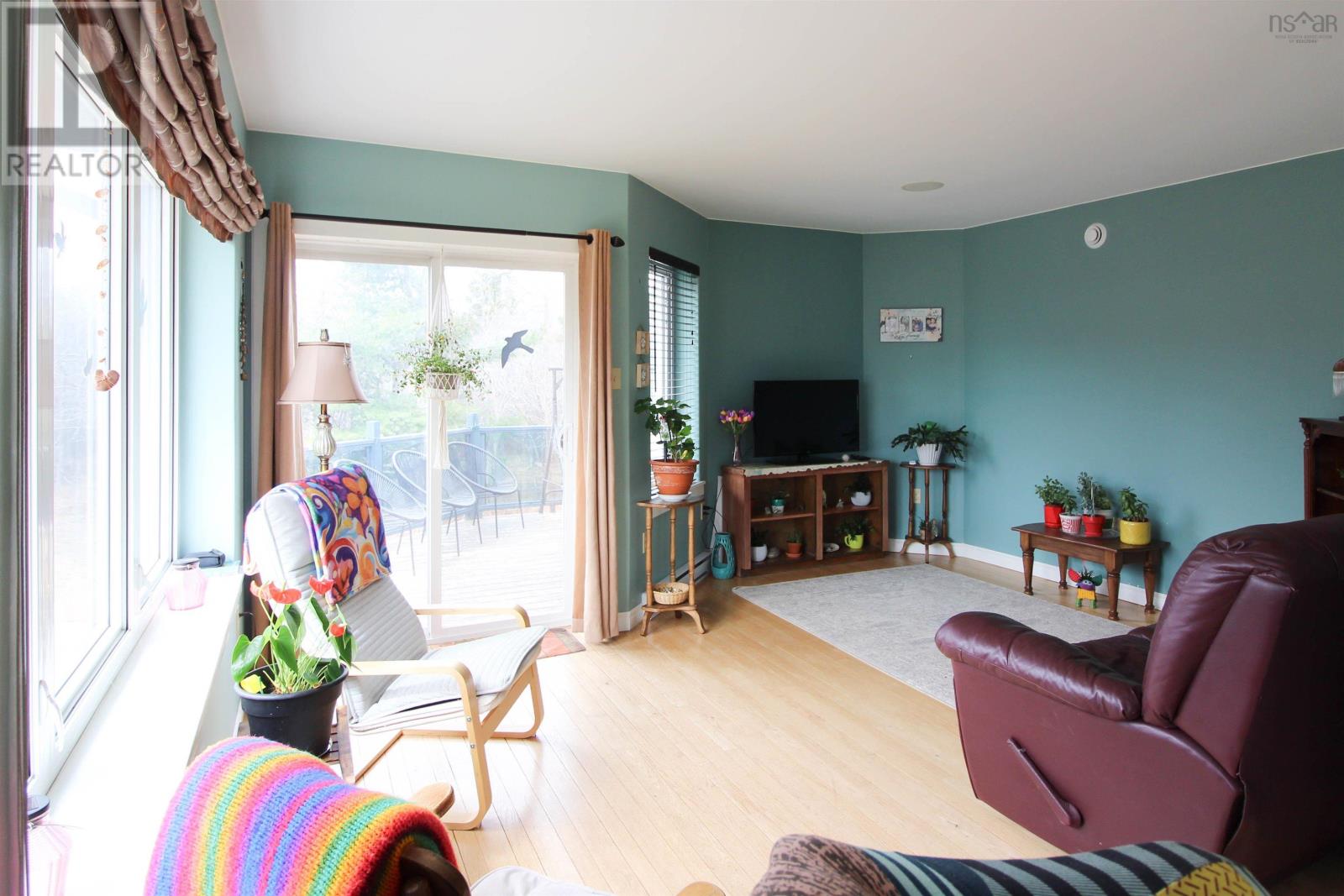 Property 27 of 46 of 615 New Road