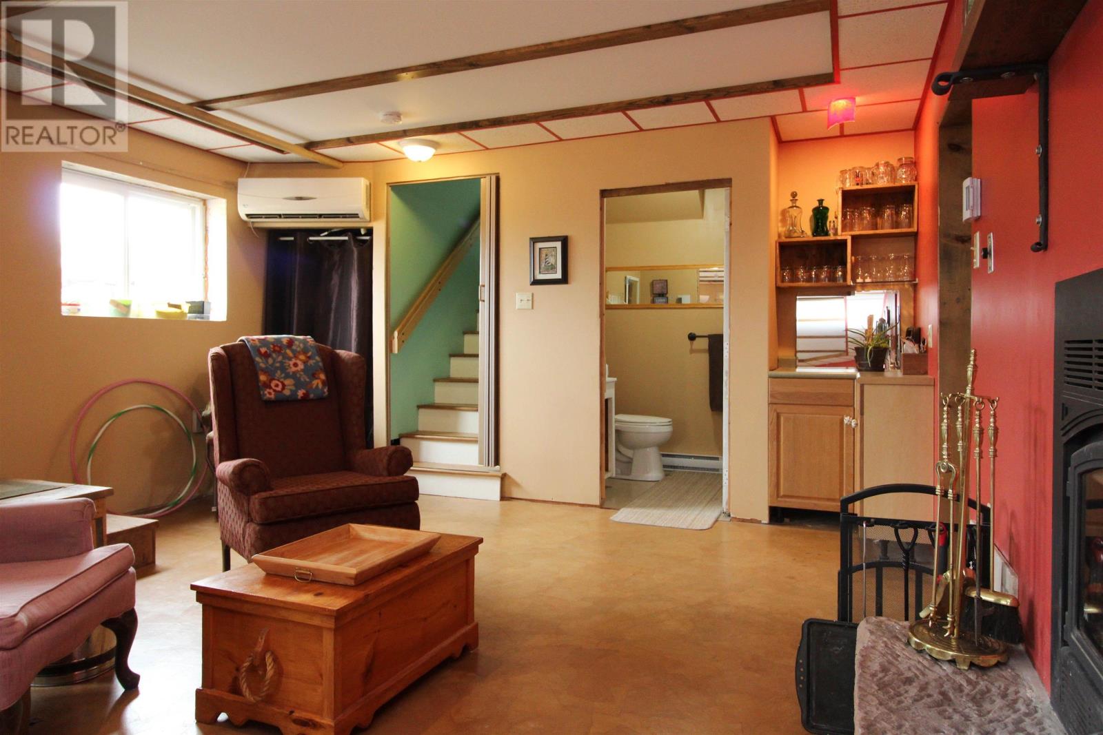 Property 40 of 46 of 615 New Road