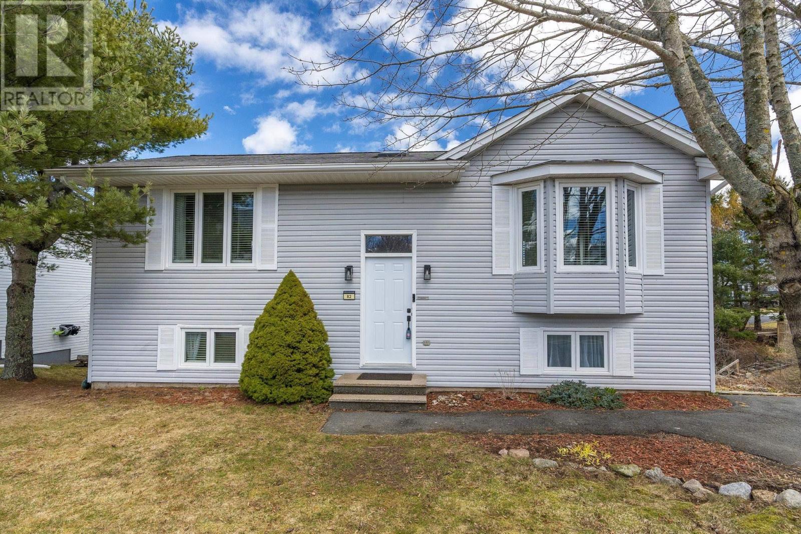 Property photo of 82 Governors Lake Drive